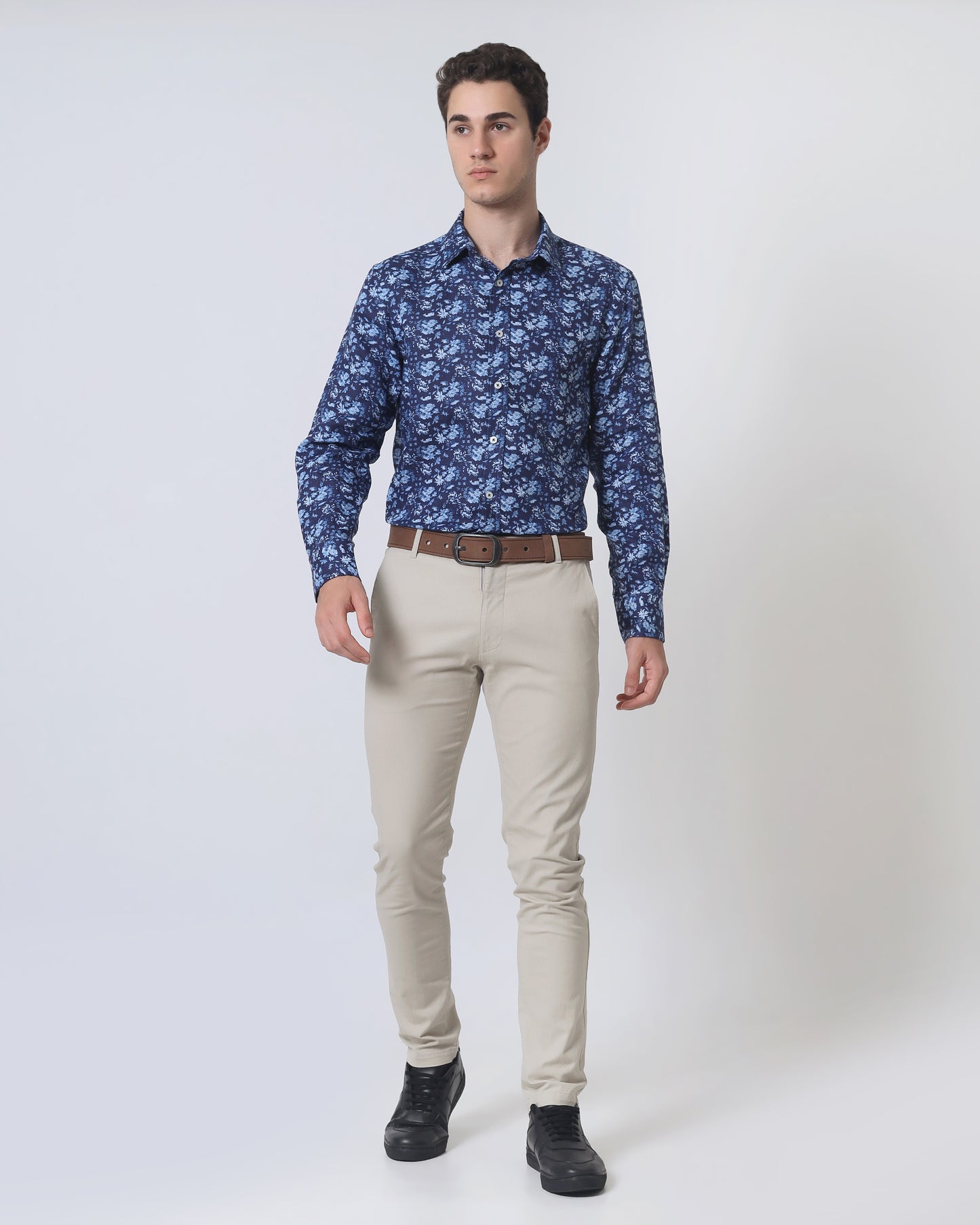 Quieti Modern Fit, Navy Floral Print, Long Sleeve Woven Shirt