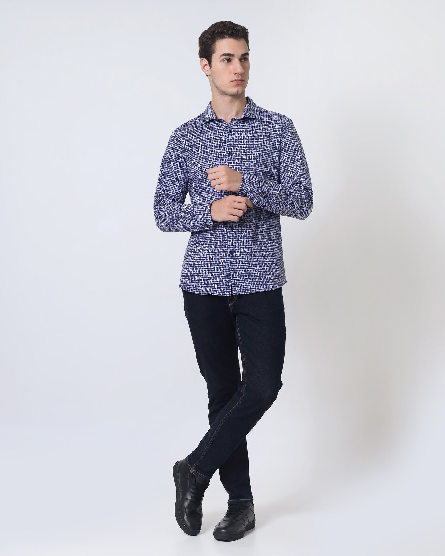 Quieti Modern Fit, Navy Geo Digital Print, Long Sleeve Knit Shirt in Woven style