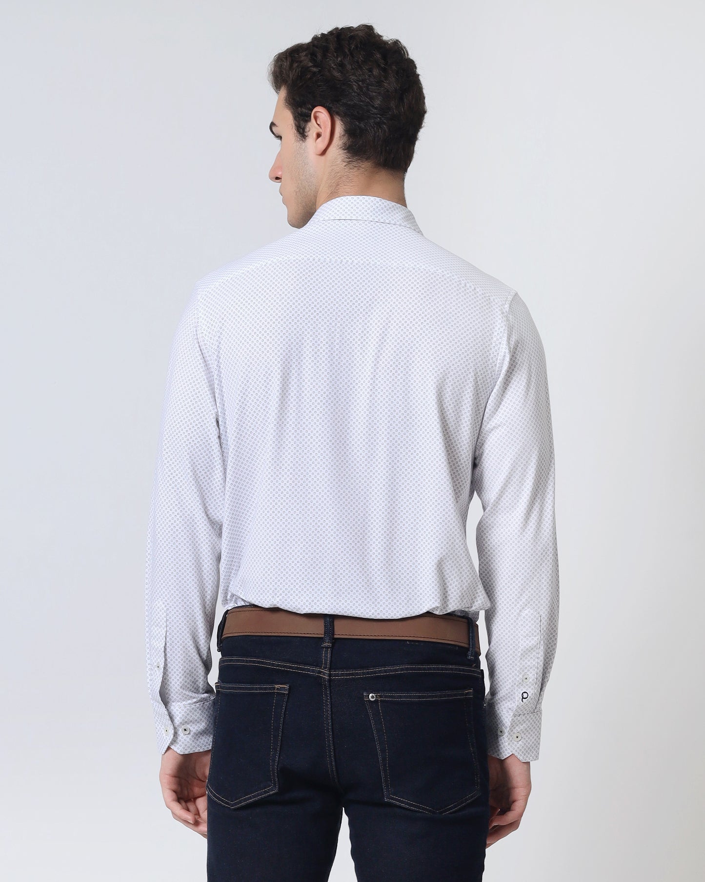 Quieti Modern Fit, White Geo Digital Print, Long Sleeve Knit Shirt in Woven style